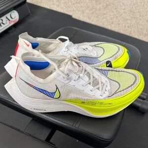 Nike Vaporfly 2 Racing Shoes White Blue Yellow Women’s Size 10 - Well Worn